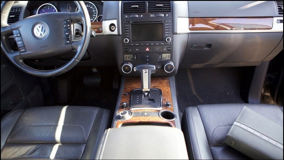 Volkswagen Touareg console centrale